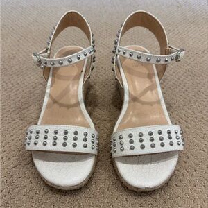 Girls size 4 Vince Camuto Adalina Studded Espadrilles Slingback
